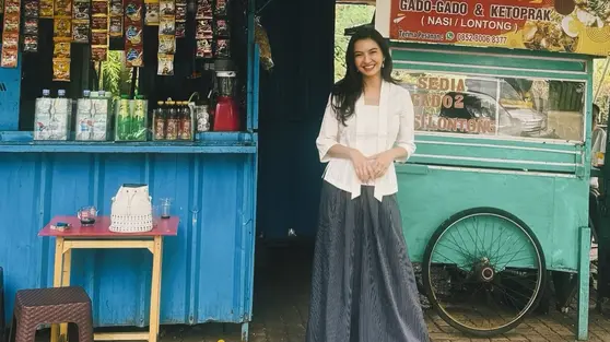 Ide OOTD Raline Shah, Style Kasual Gampang Diikuti