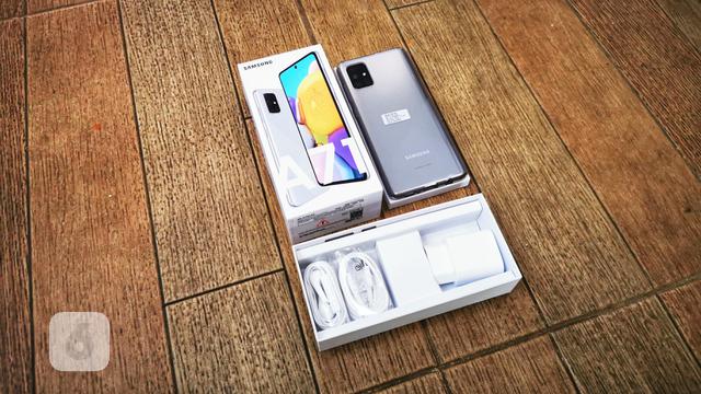 Samsung Galaxy A71 Edisi Baru dengan Warna Haze Crush Silver