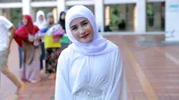 Jelang Lebaran, Prilly Latuconsina Siapkan Budget Khusus untuk THR dan Angpau
