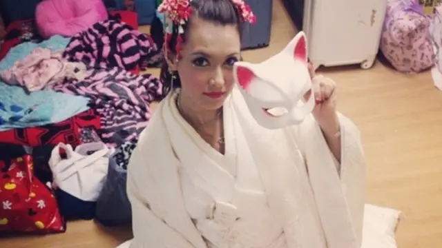 10 Potret Maria Ozawa dengan Pakaian Sopannya, Gimana Menurutmu?