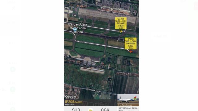 Pesawat Pelita Air dengan kode penerbangan IP205 ini diasingkan di remote area Bandara Juanda karena ada ancaman bom.