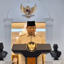 Presiden Prabowo Subianto dalam konferensi pers di Istana Merdeka Jakarta, Selasa (11/3/2025). (Liputan6.com/Lizsa Egeham).