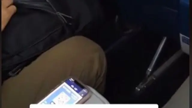 Posturnya Terlalu Tinggi, Pria Dapat Kursi Gratis di First Class Saat Naik Pesawat