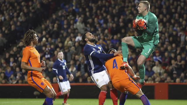 Belanda, Skotlandia, Laga Persahabatan