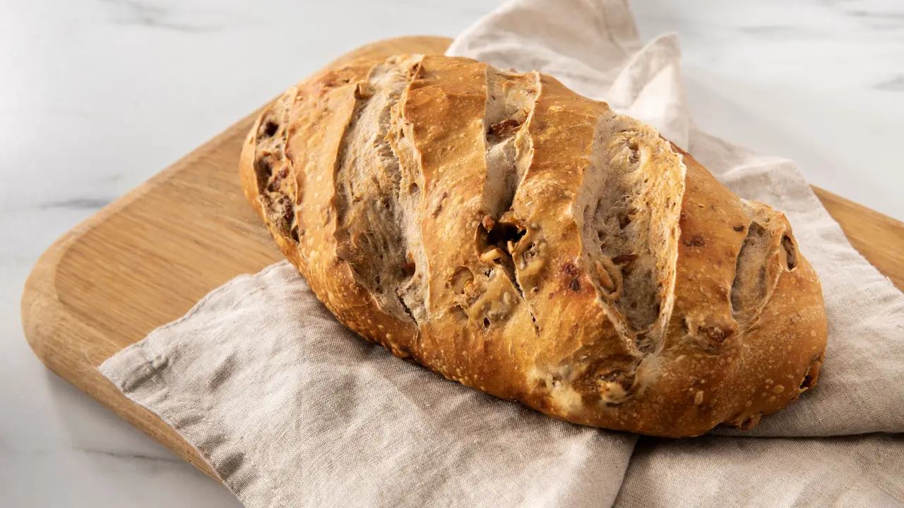 Roti Sourdough Memiliki Tampilan Bentuk yang Menarik