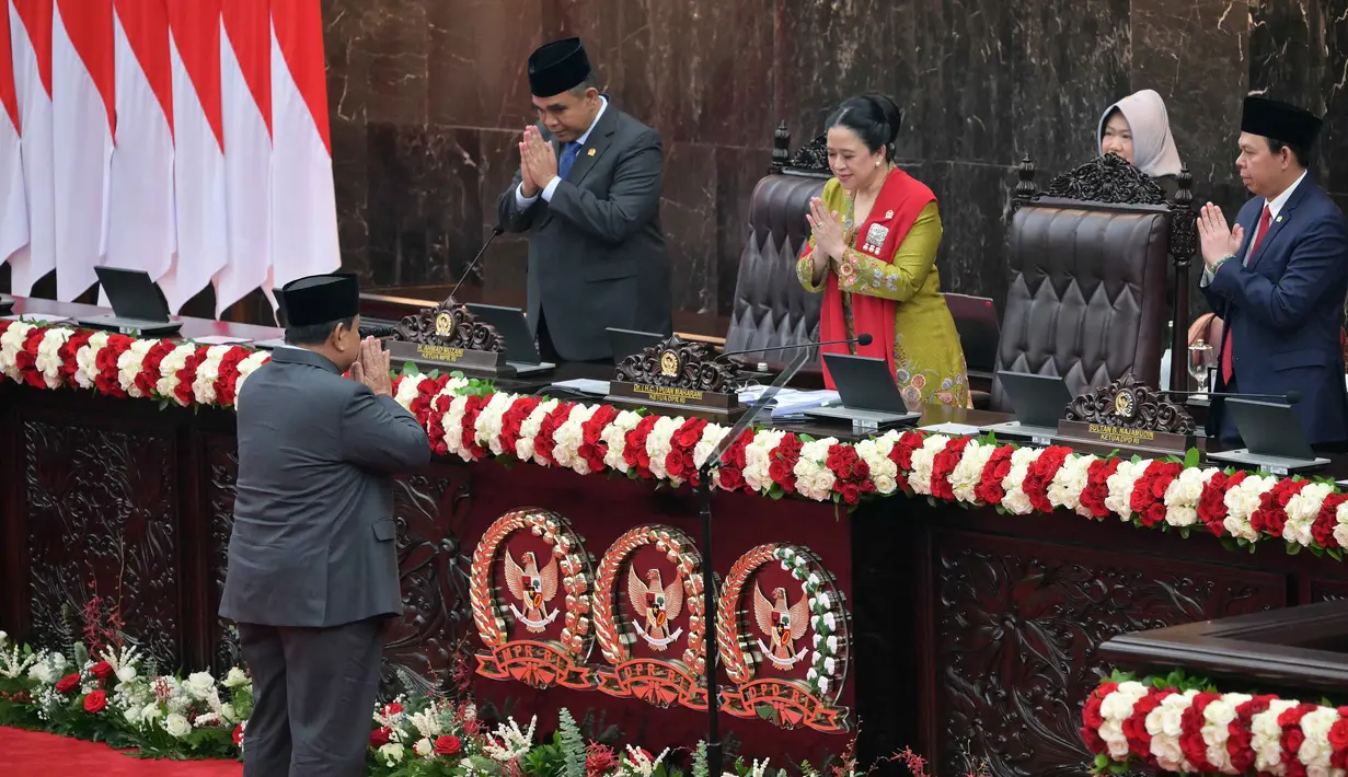 Ini menjadi momen perdana Prabowo Subianto menyampaikan pidato kenegaraan perdananya pada Sidang Tahunan MPR RI sejak dilantik sebagai kepala negara. (BAY ISMOYO/POOL/AFP)