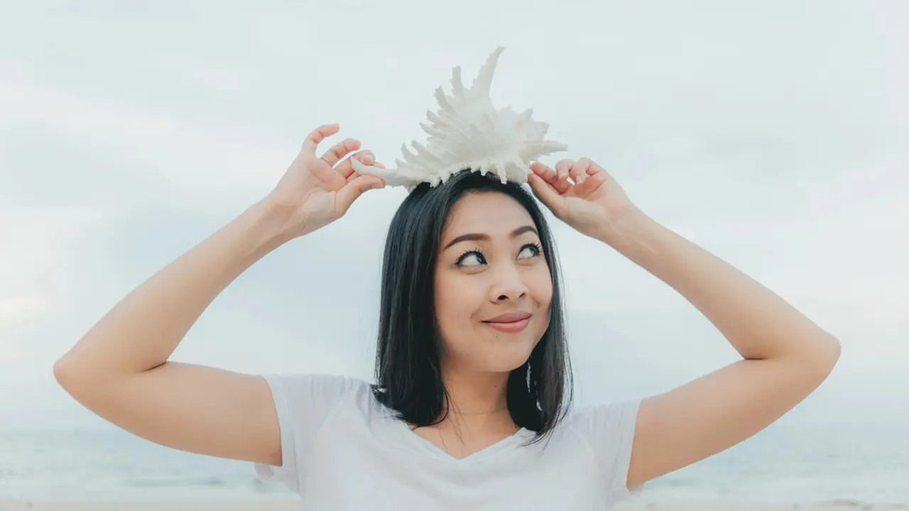 Penyebab Kulit Kepala Berminyak yang Bikin Rambut Lepek, Begini Perawatan Tepat untuk Mengatasinya