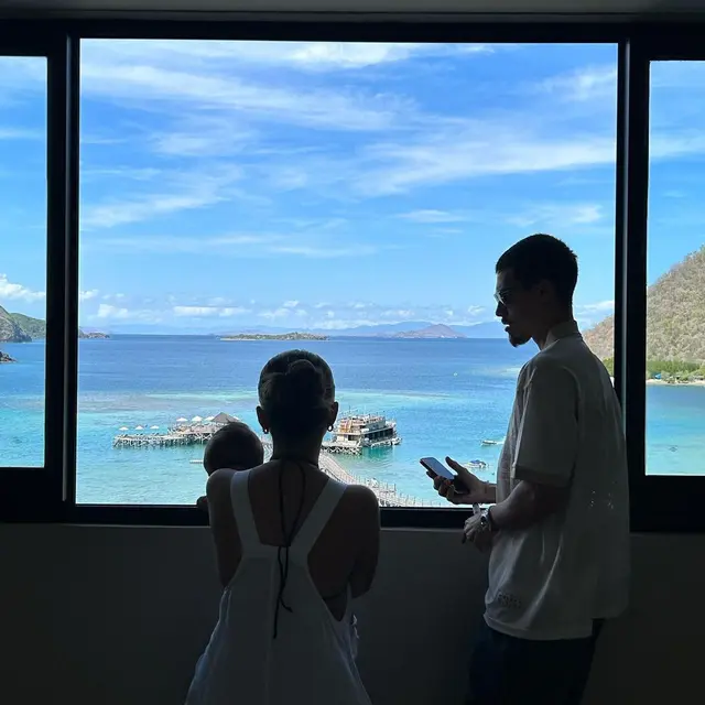 6 Potret Kebersamaan Jennifer Coppen dan Sang Suami Dali Wassink yang Kini Tinggal Kenangan