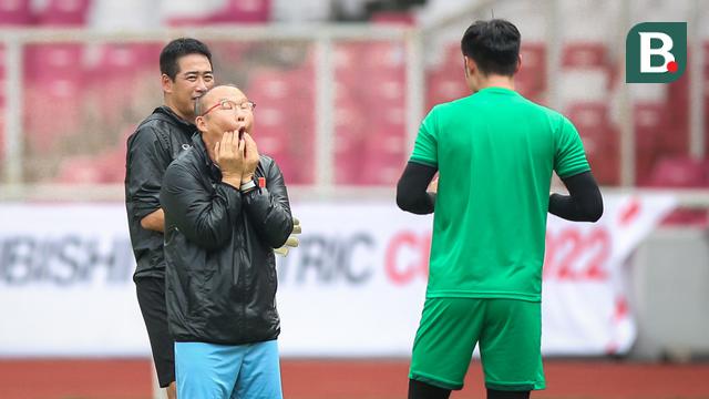 Foto: Ragam Polah dan Ekspresi Unik Park Hang-seo saat Latihan Resmi Jelang Semifinal Piala AFF 2022 Antara Timnas Indonesia Vs Vietnam