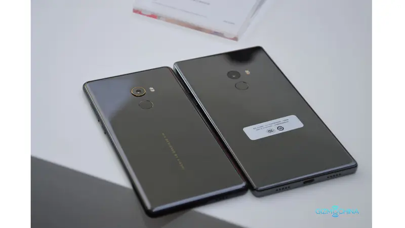 perbandingan Mi MIX dan Mi MIX 2