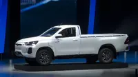 Toyota Hilux BEV Concept (headlightmag.com)