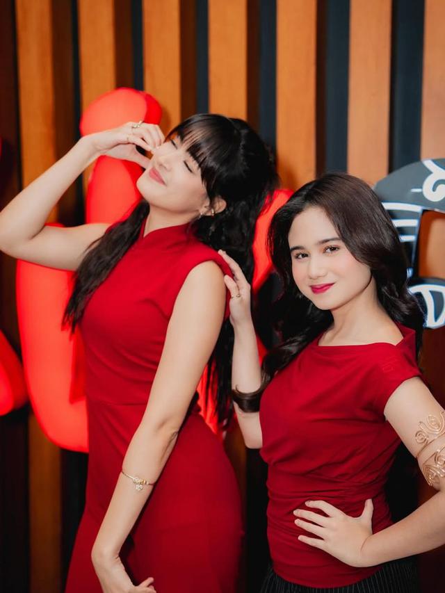 Tissa Biani pukau penggemar di launching film, gaya berani dalam merah menyala. (credit: instagram.com/tissabiani).