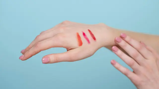 Bingung Memilih Warna Lipstik yang Tepat? Kenali Undertone Kulit Sebelum Menentukannya