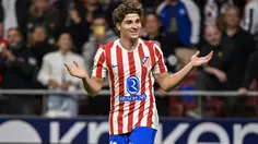 Barcelona Belum Menyerah Kejar Julian Alvarez