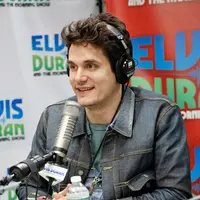 "Aku sudah tak sabar, aku mulai mengerti apa itu cinta yang mengajarkan kesetiaan, dan aku sanga siap untuk memulai hubungan asmara," ungkapnya. (AFP/Bintang.com)