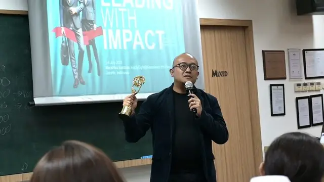 Mengembangkan Keterampilan dan Pelatihan Kepemimpinan Leading with Impact Koperasi Kana di Jakarta