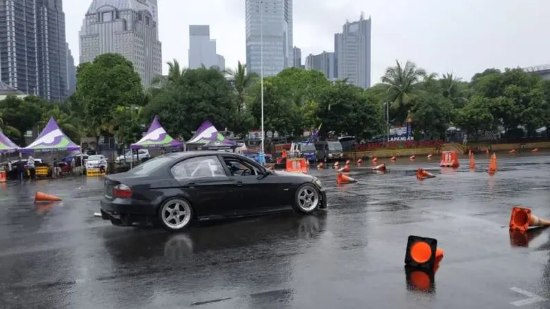 Acara drift dalam Millennial Road Safety Festival 2019