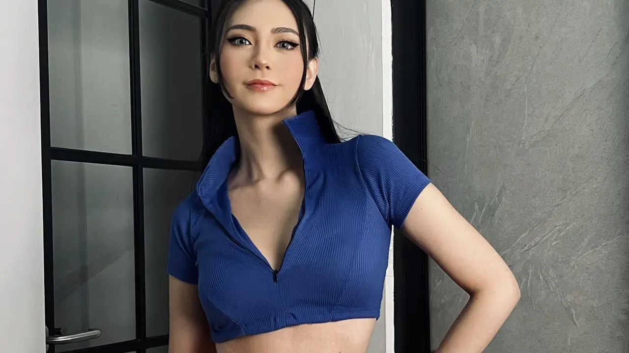 Potret Seleb Tanah Air Cosplay Karakter One Piece, Curi Perhatian