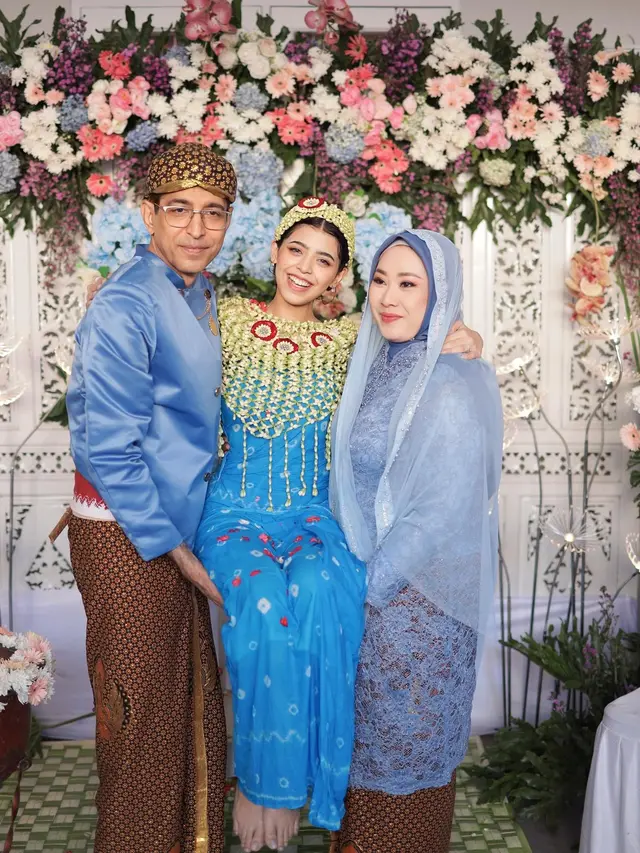 7 Potret Jharna Bhagwani Jalani Siraman dan Sungkeman Jelang Pernikahan