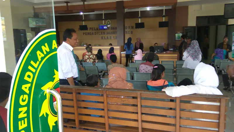 Perempuan Brebes Ramai-Ramai Ajukan Cerai karena 'Bang Toyib'