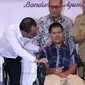 Menteri Ketenagakerjaan M. Hanif Dhakiri mengajak kaum difabel atau orang berkebutuhan khusus untuk tetap optimis dalam menjalani hidup.