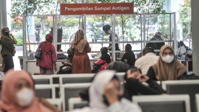 Hari Pertama Aturan Baru Naik KA Jarak Jauh