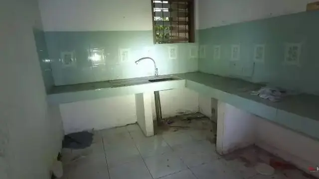 Rumah Mendiang Farida Pasha