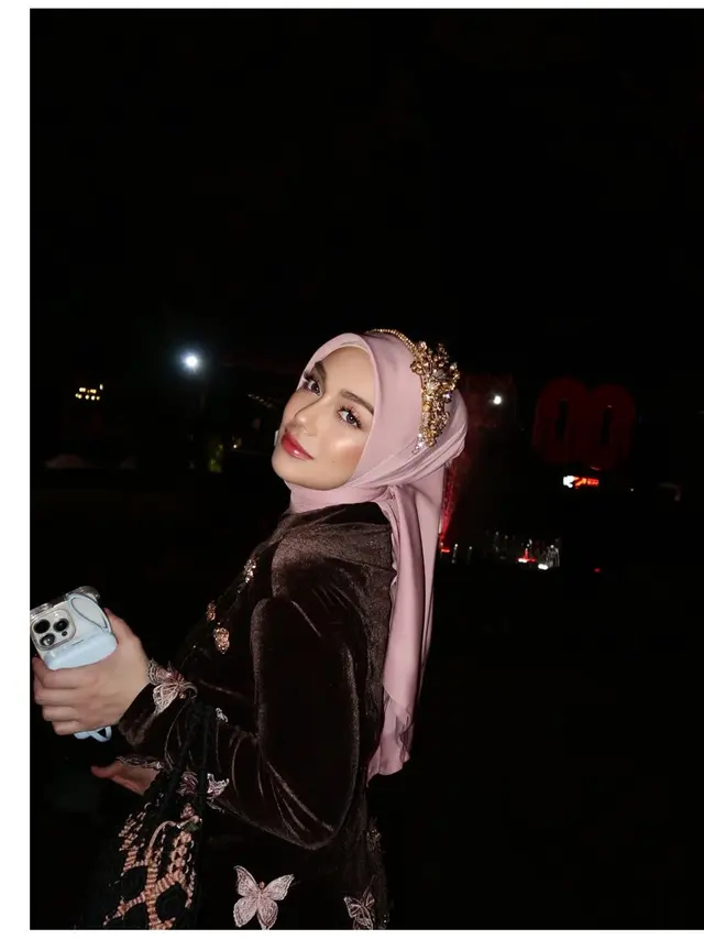 6 Potret Celine Evangelista Pakai Kebaya Hijab di HUT RI Istana Merdeka, Banjir Pujian