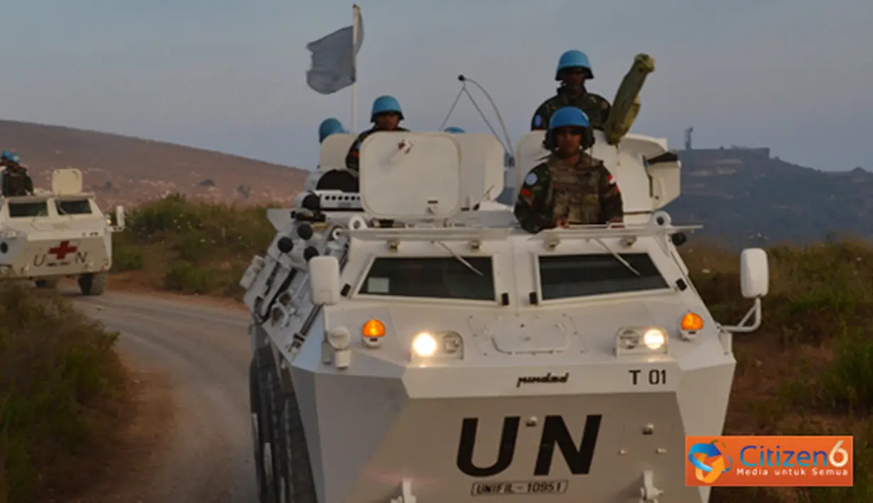 Citizen6, Lebanon: Pelaksanaan patroli dimulai pukul 17.00 LT hingga pukul 22.00 LT. Dengan tujuan untuk memonitor situasi keamanan di area terluar dari area operasi Batalyon, menggunakan kendaraan tempur jenis Anoa dan BTR. (Pengirim: Badarudin Bakri).