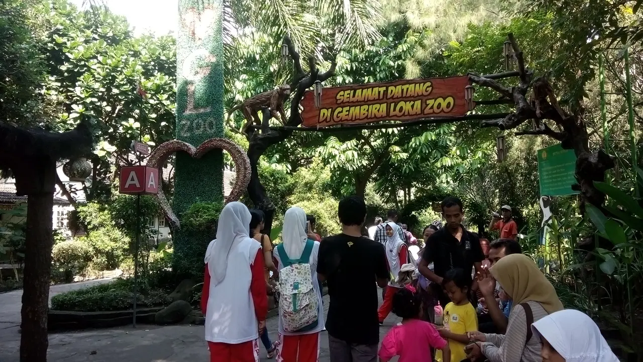 gembira loka yogyakarta