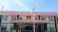 Mobil dinas milik Pemkab Wajo yang dipinjam Kajari hilang misterius (Liputan6.com/ Eka Hakim)