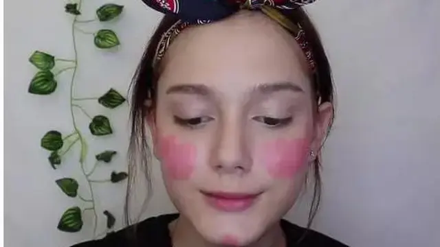 Tutorial Makeup Natural ala Yasmine Ow. (instagram/@yxsmine)