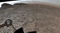 Ternyata pemandangan permukaan planet Mars tidak terlalu berbeda dengan Bumi. (Sumber NASA via Daily Mail)