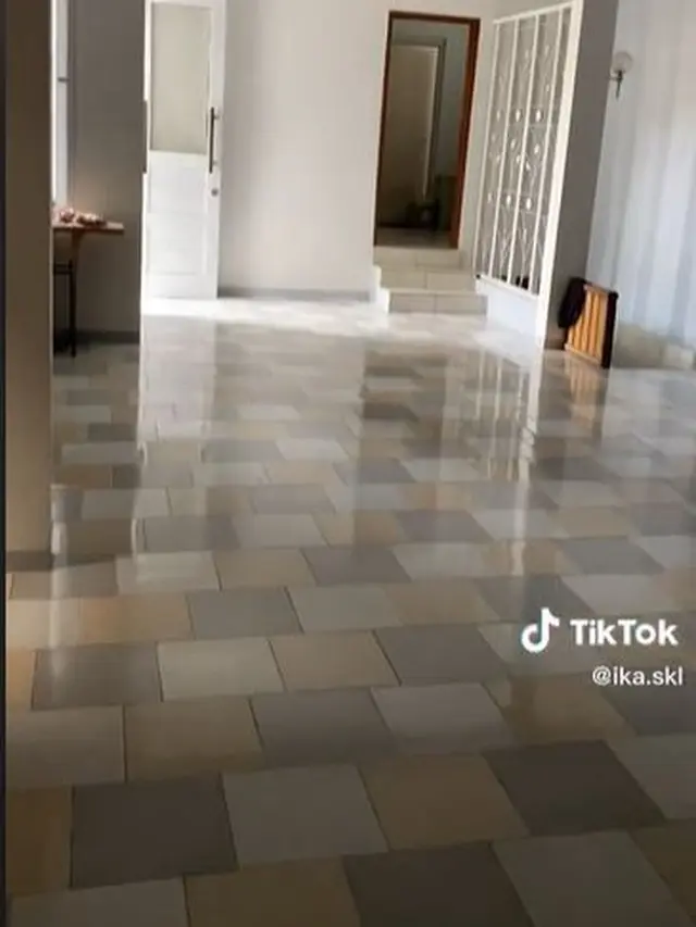 Terlihat Sangat Sempit, Rumah Bawah Tanah Ini Ternyata Luas Banget