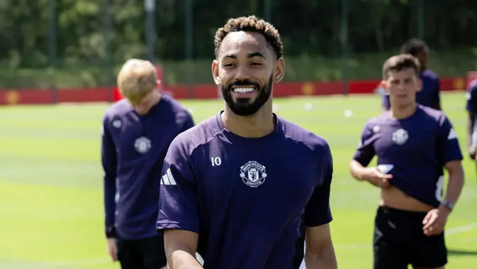 Manchester United Uji Jaket Canggih Anti-Panas di Tur Pramusim Amerika Serikat