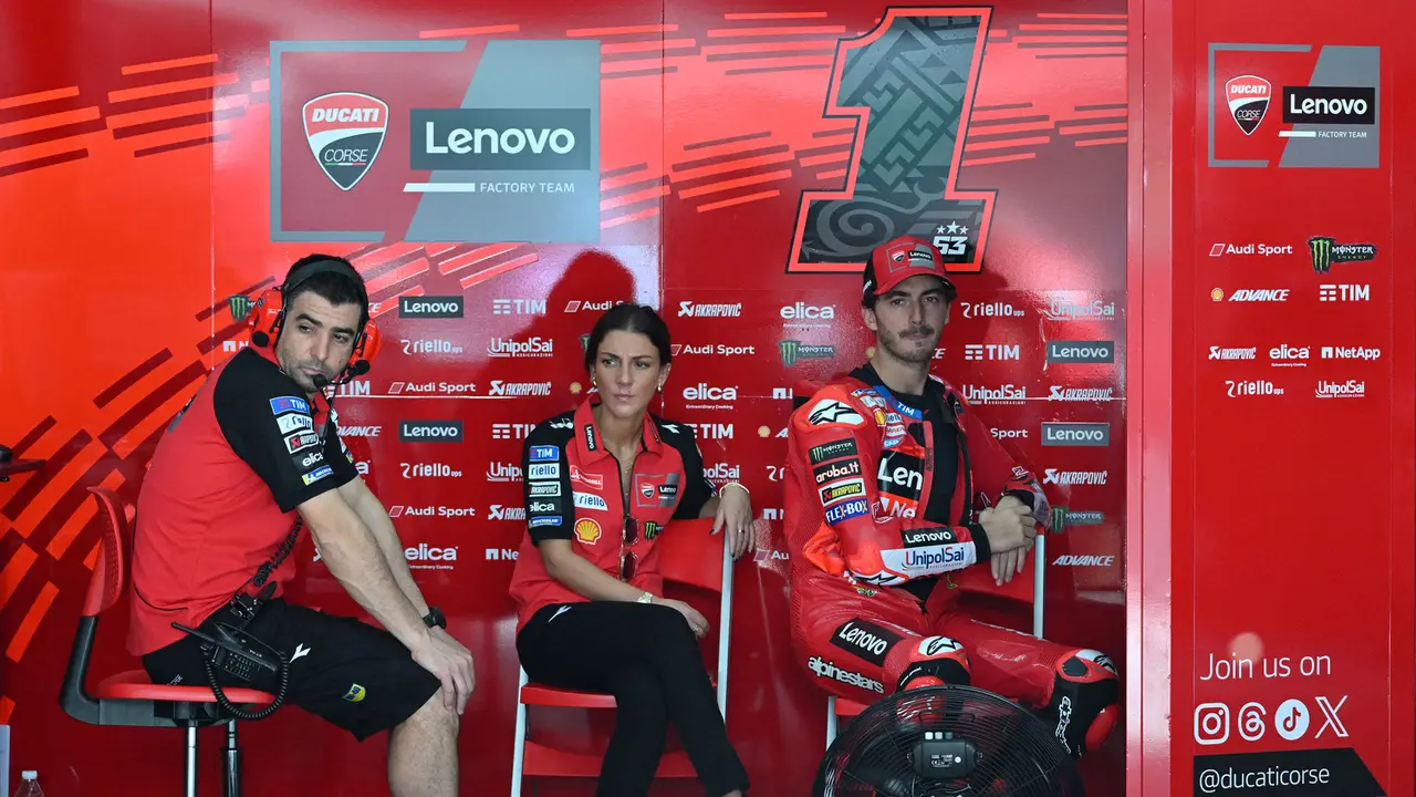 Foto: Serba-serbi Kesibukan Para Pembalap saat Tes Pramusim MotoGP 2024 di Sirkuit Sepang, Malaysia