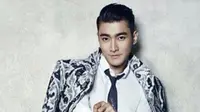 Choi Siwon yang merupakan personel Super Junior berharap dirinya bisa mengikuti wjaib militer secepatnya. Seperti apa ceritanya?