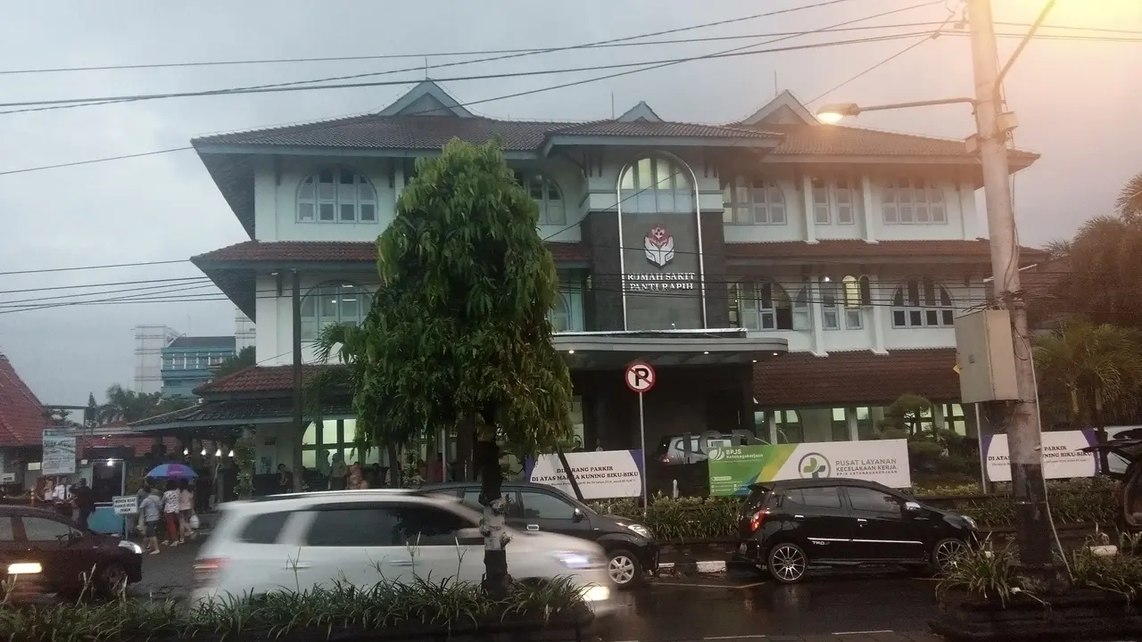 2 Korban Penyerangan Gereja Santa Lidwina Masih Dirawat di ICU