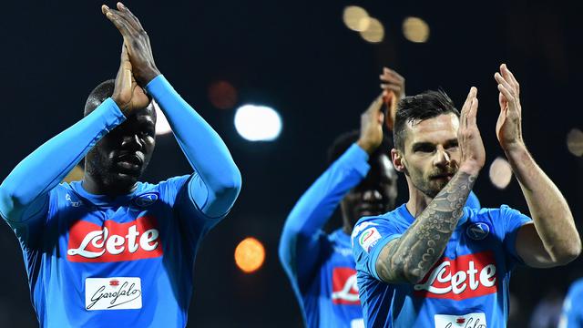 Napoli Pesta Gol di Markas Cagliari