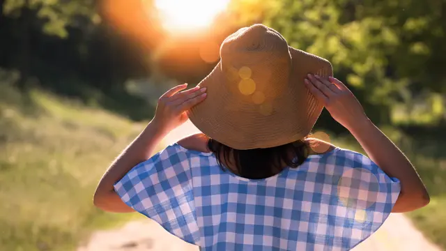 Sinar Matahari - Vania