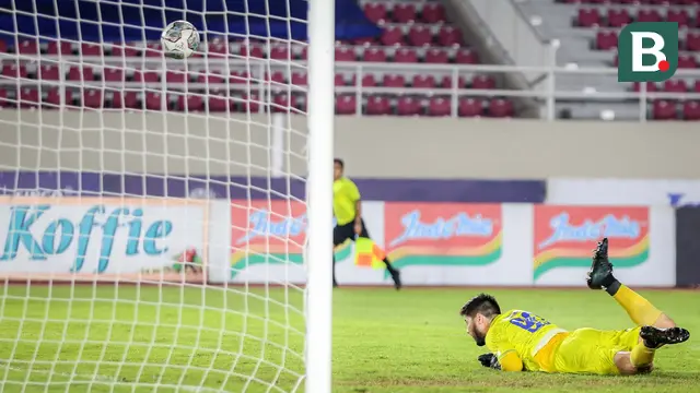 Foto: Derby Jatim, 10 Pemain Arema FC Harus Rela Berbagi Poin Dengan Persebaya Surabaya di Pekan Kesebelas BRI Liga 1