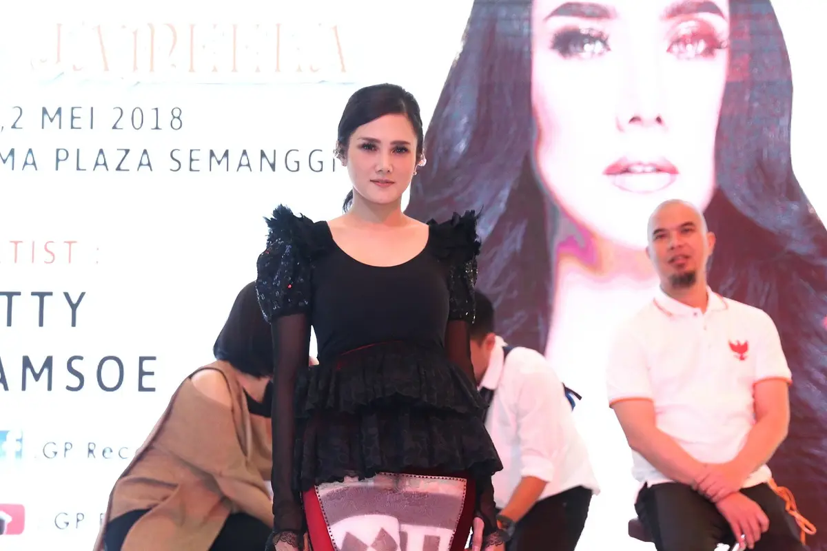 [Bintang] Mulan Jameela