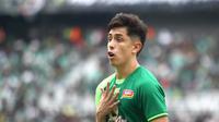 Pemain Persebaya, Francisco Rivera. (Aditya Wany/Bola.com)