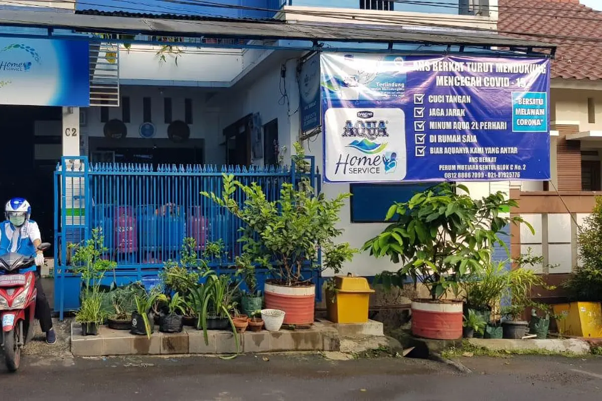 Danone AQUA