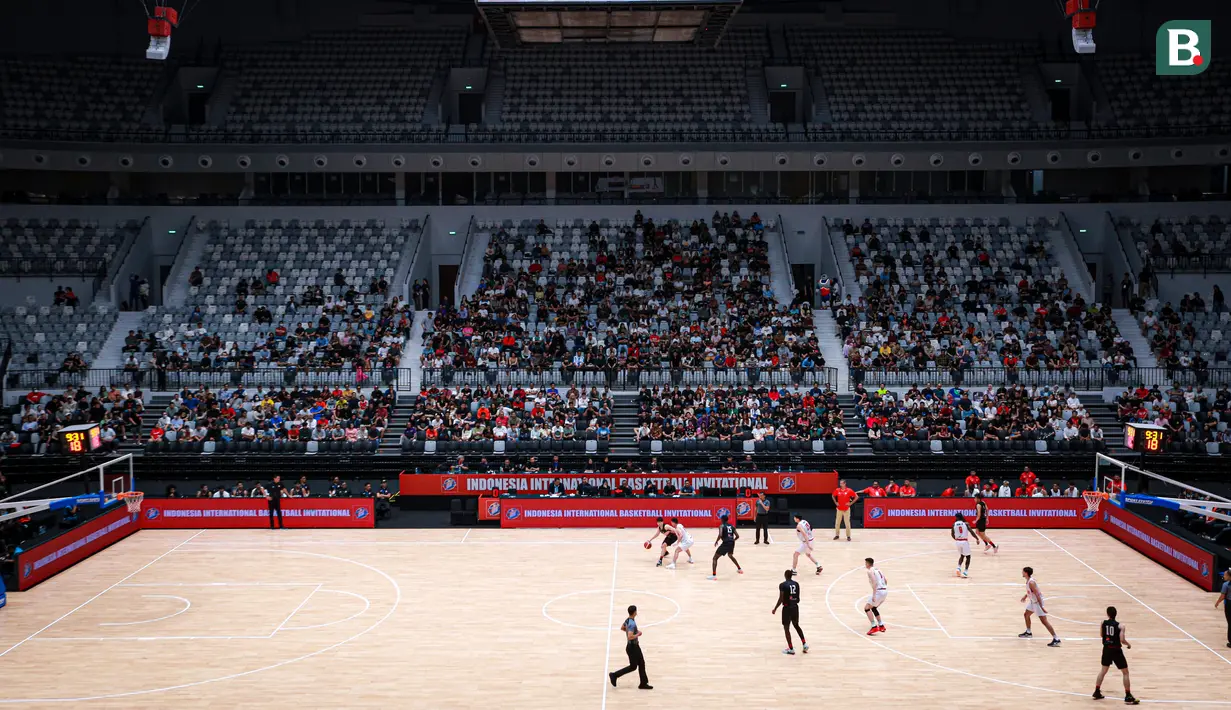 <p>Suasana laga Indonesia International Basketball Invitational antara Timnas Basket Indonesia melawan Indonesia Patriots di Indonesia Arena, Senayan, Jakarta, Rabu (02/08/2023). (Bola.com/Bagaskara Lazuardi)</p>