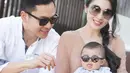 Foto ini memperlihatkan betapa kompaknya keluarga kecil Sandara Dewi dan Harvey Moeis. (Foto: instagram.com/sandradewi88)