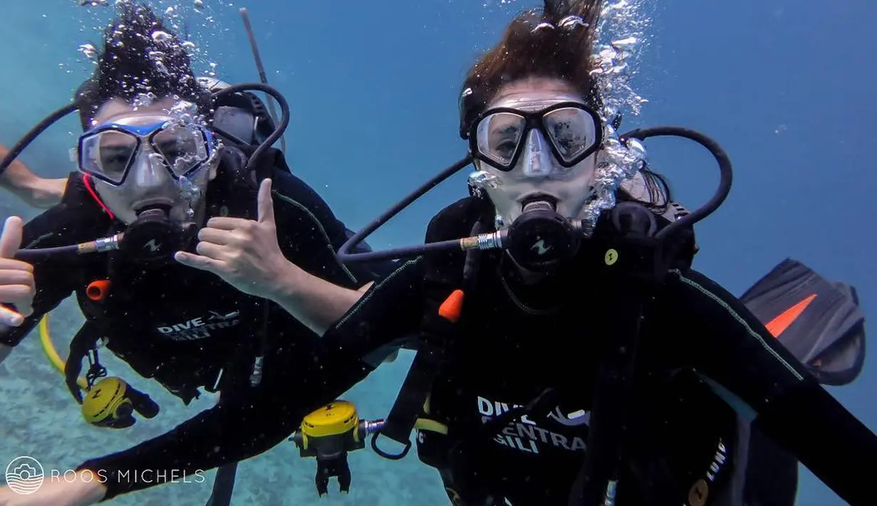 Rifky Balweel dan Biby Alraen terlihat menghabiskan waktu dengan diving bersama. (Foto: instagram.com/bibyalraen13)