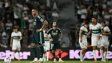 Reaksi Kylian Mbappe setelah Elche mencetak gol penyama kedudukan melalui Fer Nino dalam pertandingan La Liga antara Elche dan Real Madrid CF di Stadion Martinez Valero, Elche, Spanyol, Rabu (16/9/2026) dini hari WIB. (Jose Jordan/AFP)