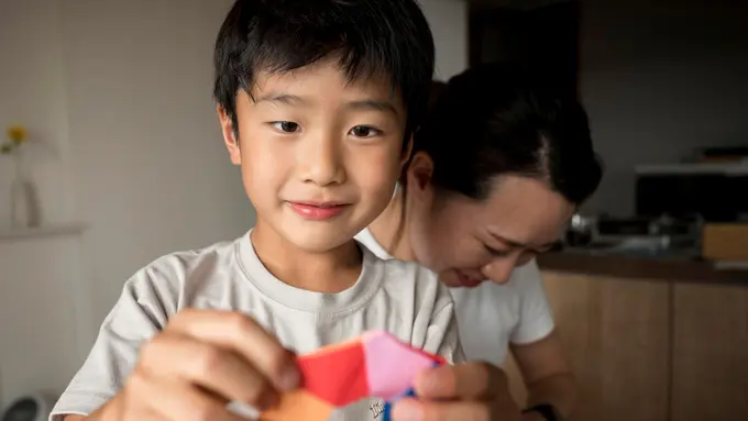 Tips Parenting Self Efficacy dalam Merawat Anak Autisme agar Orangtua Lebih Percaya Diri Mendampingi Anak