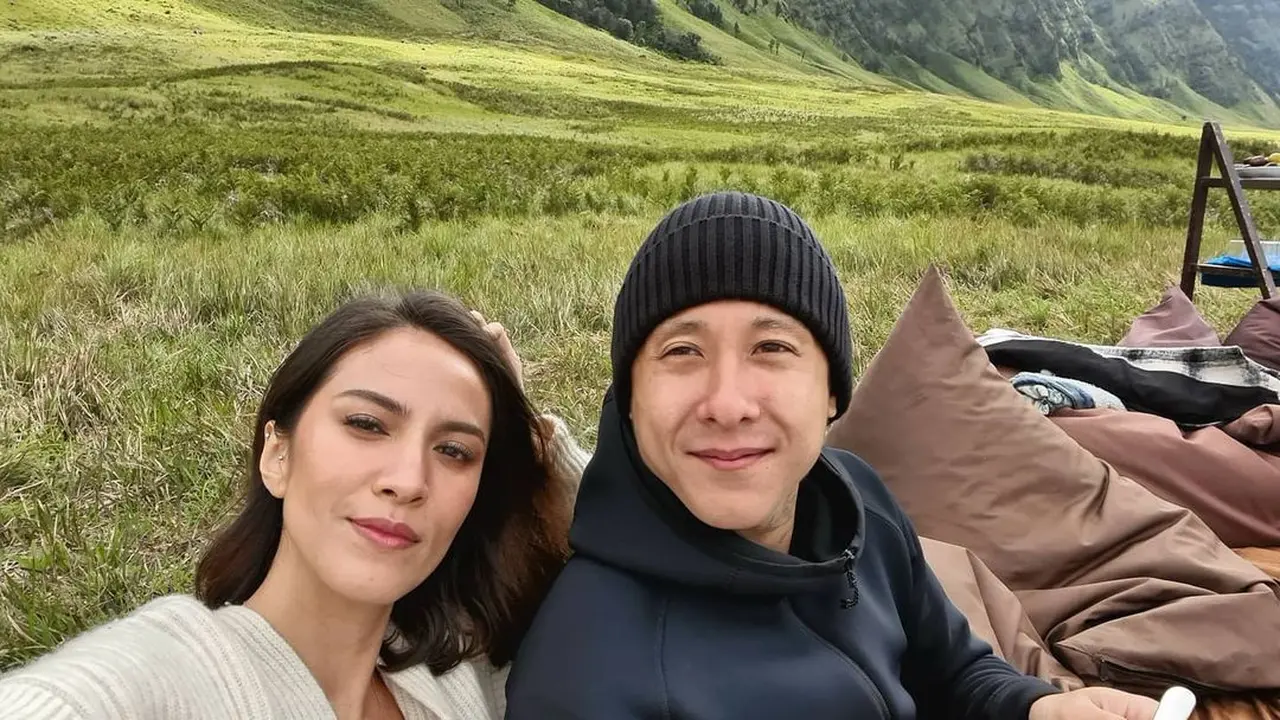 6 Potret Daniel Patrick Schuldt, Mantan Suami Wanda Hamidah dengan Istri Baru